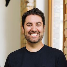 Portrait von Tobias Schneider
